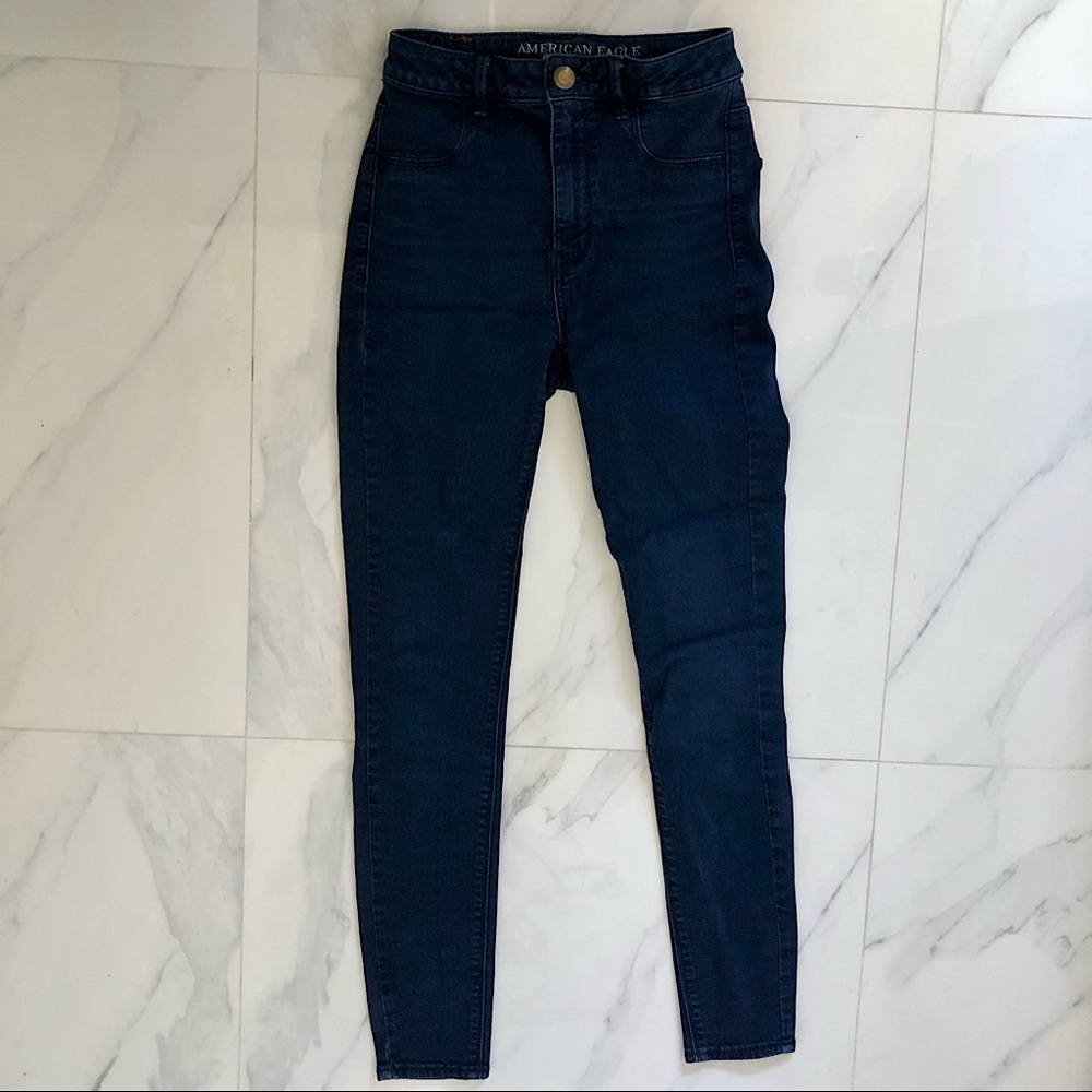 AMERICAN EAGLE SKY HIGH JEANS